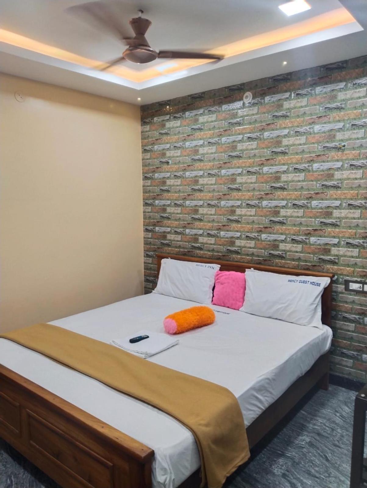 Mercy Inn Chennai Exterior foto